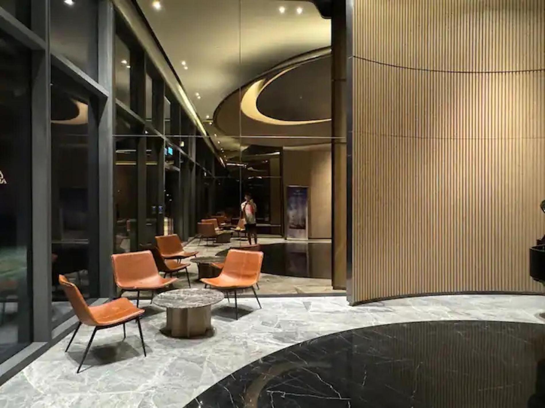 Zo Apartment Opera, Crest, Galleria -Central Saigon -Free Pool-Gym-Sauna Room-Yoga Room Ho Chi Minh City Exterior photo