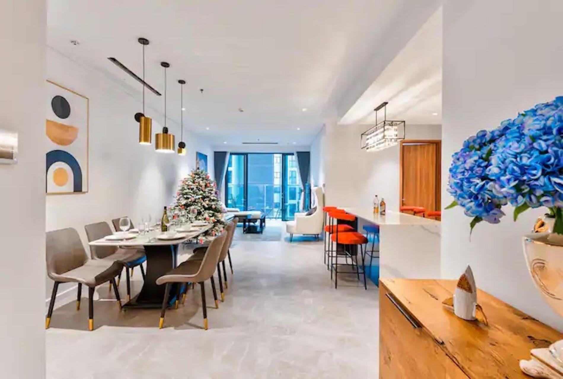 Zo Apartment Opera, Crest, Galleria -Central Saigon -Free Pool-Gym-Sauna Room-Yoga Room Ho Chi Minh City Exterior photo